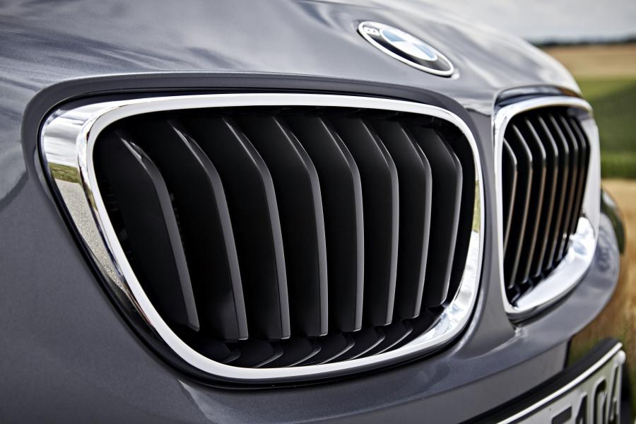 Логотип BMW M240i xDrive Coupe 2017 года  (WW) (фото 105 из 116)